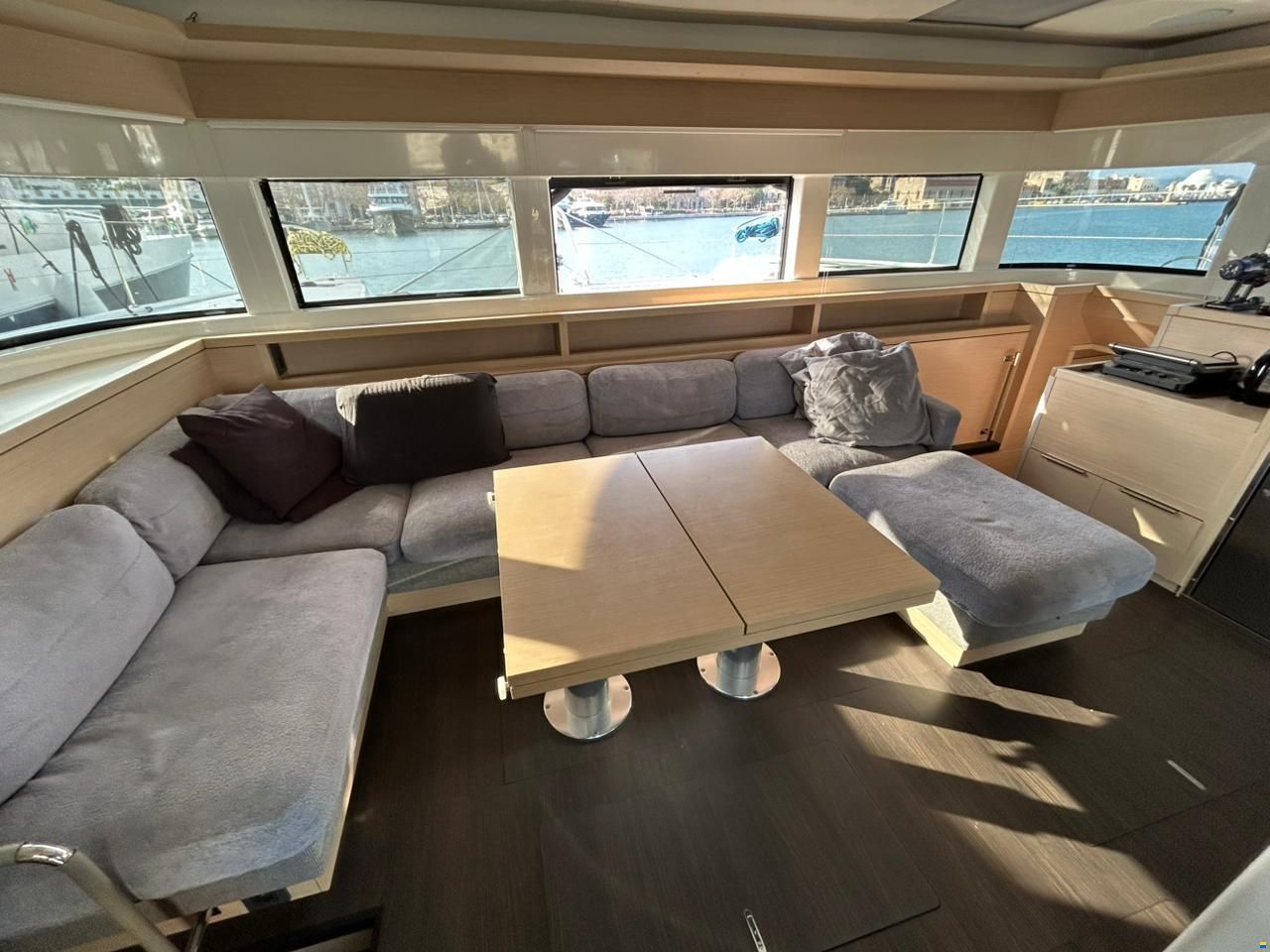Lagoon 55