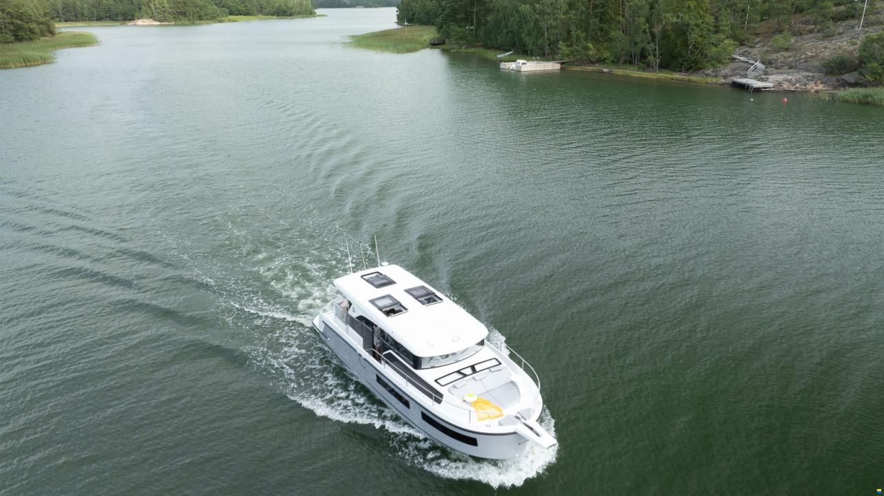 Delphia 11 Sedan, 2026 NEW BOAT