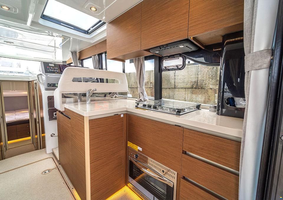 Delphia 11 Sedan, 2026 NEW BOAT