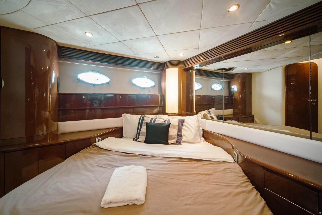 Princess V65