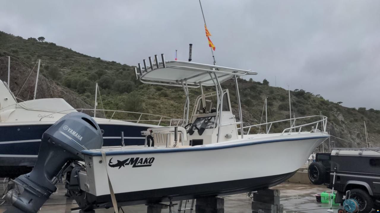 Mako Boats 221