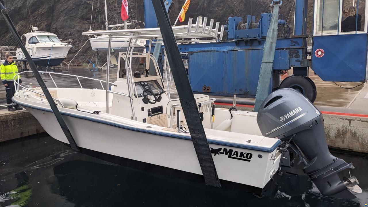 Mako Boats 221
