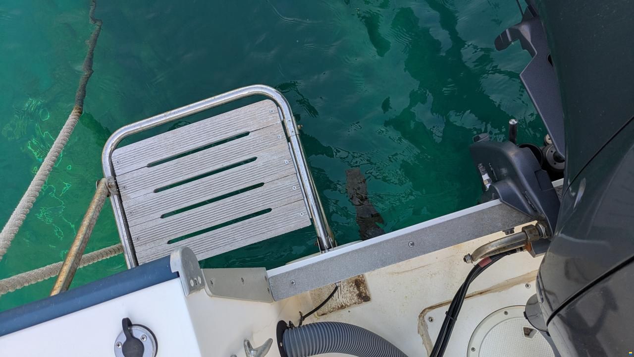 Mako Boats 221