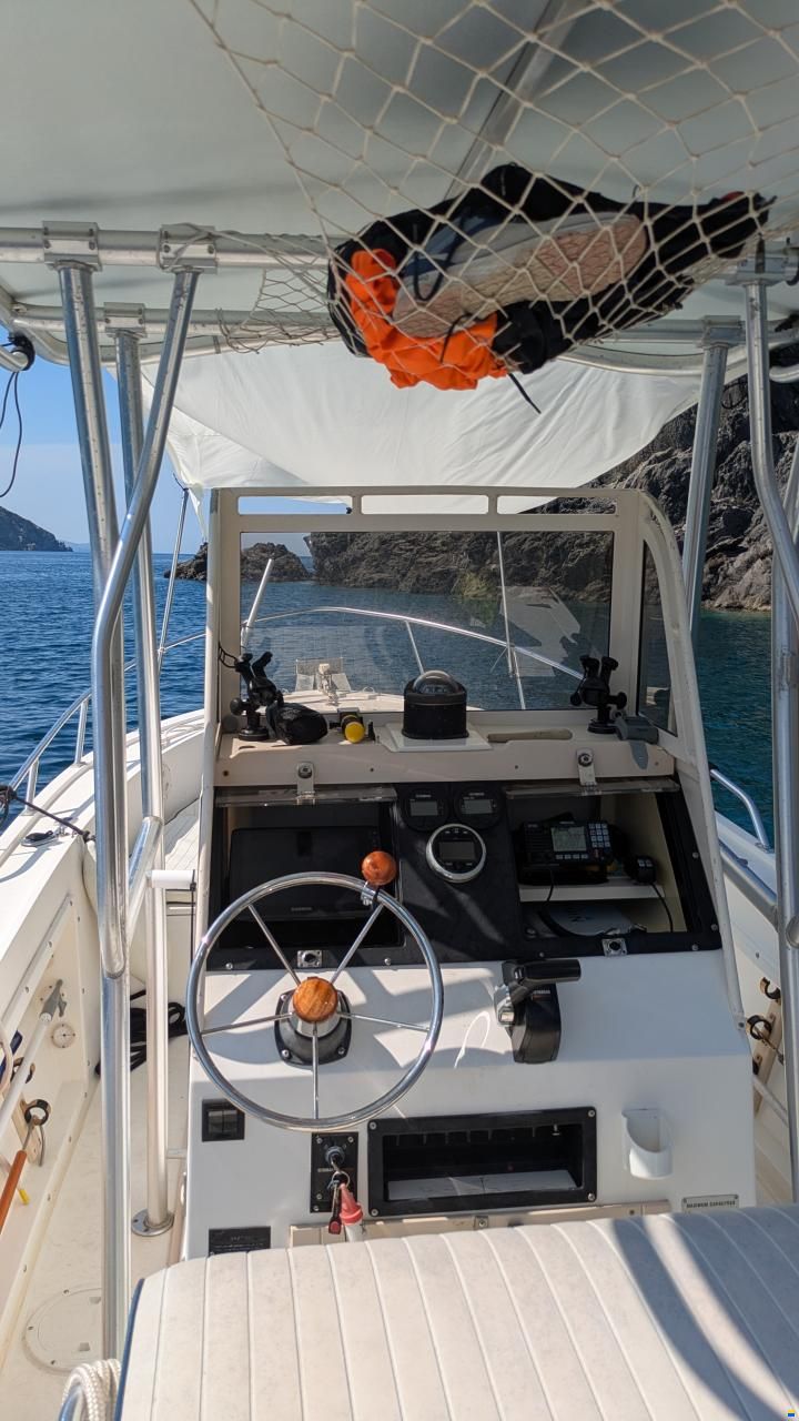 Mako Boats 221