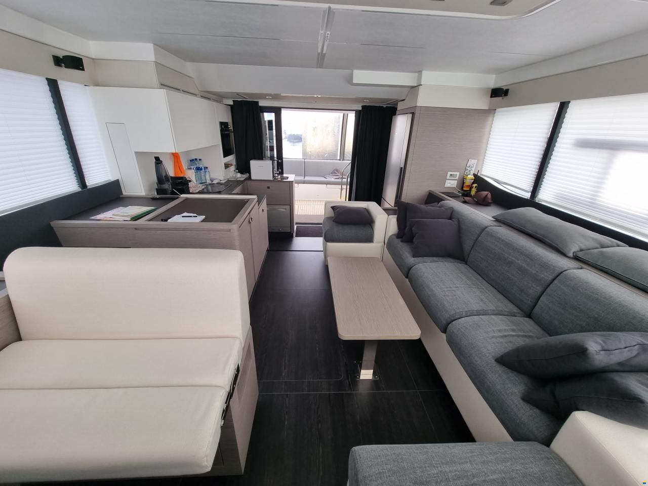 Fountaine Pajot MY5