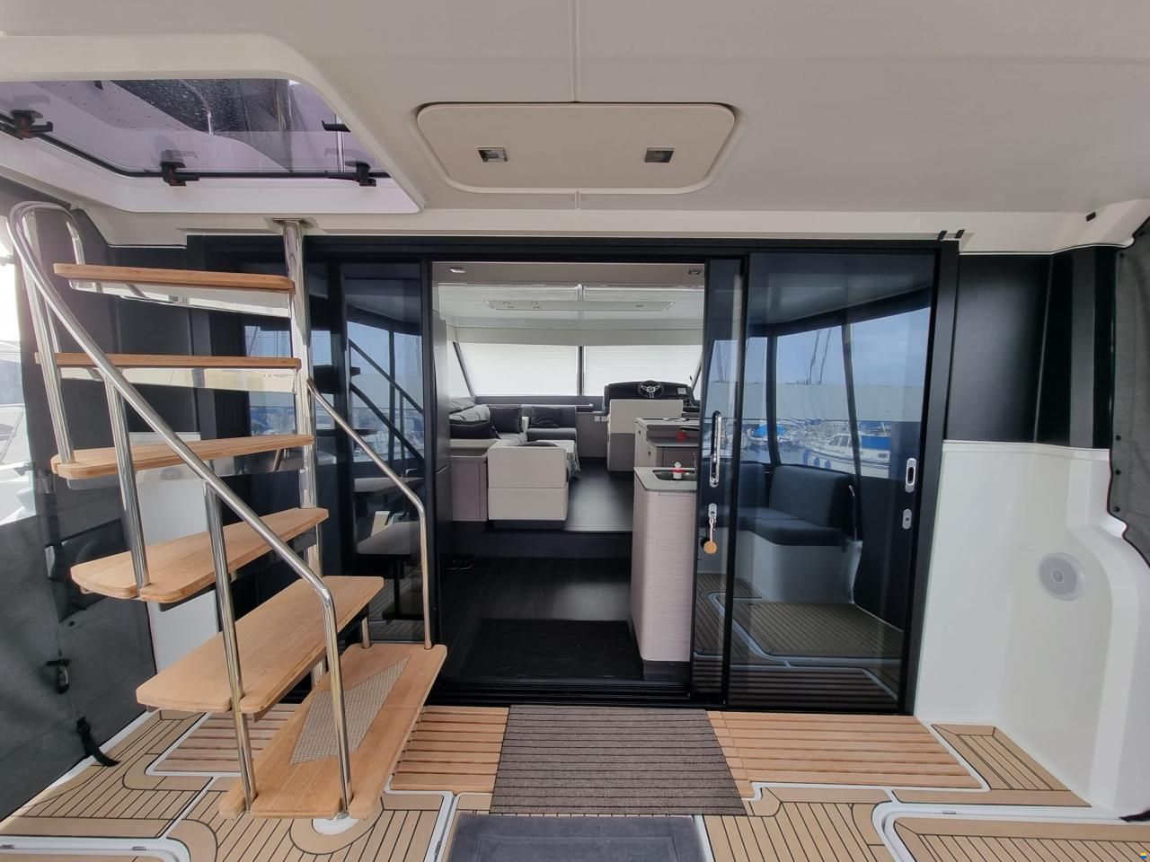 Fountaine Pajot MY5