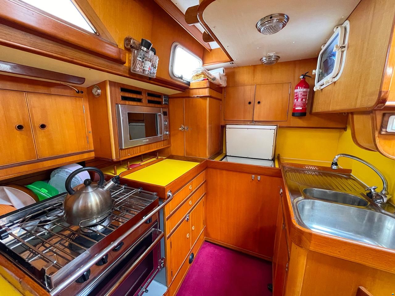 Camper & Nicholsons 58