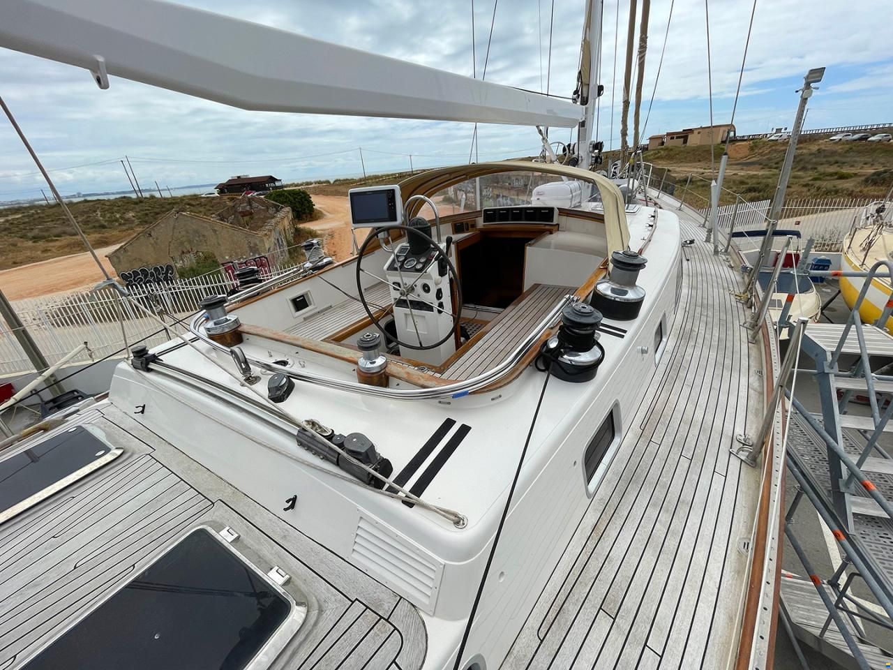 Camper & Nicholsons 58