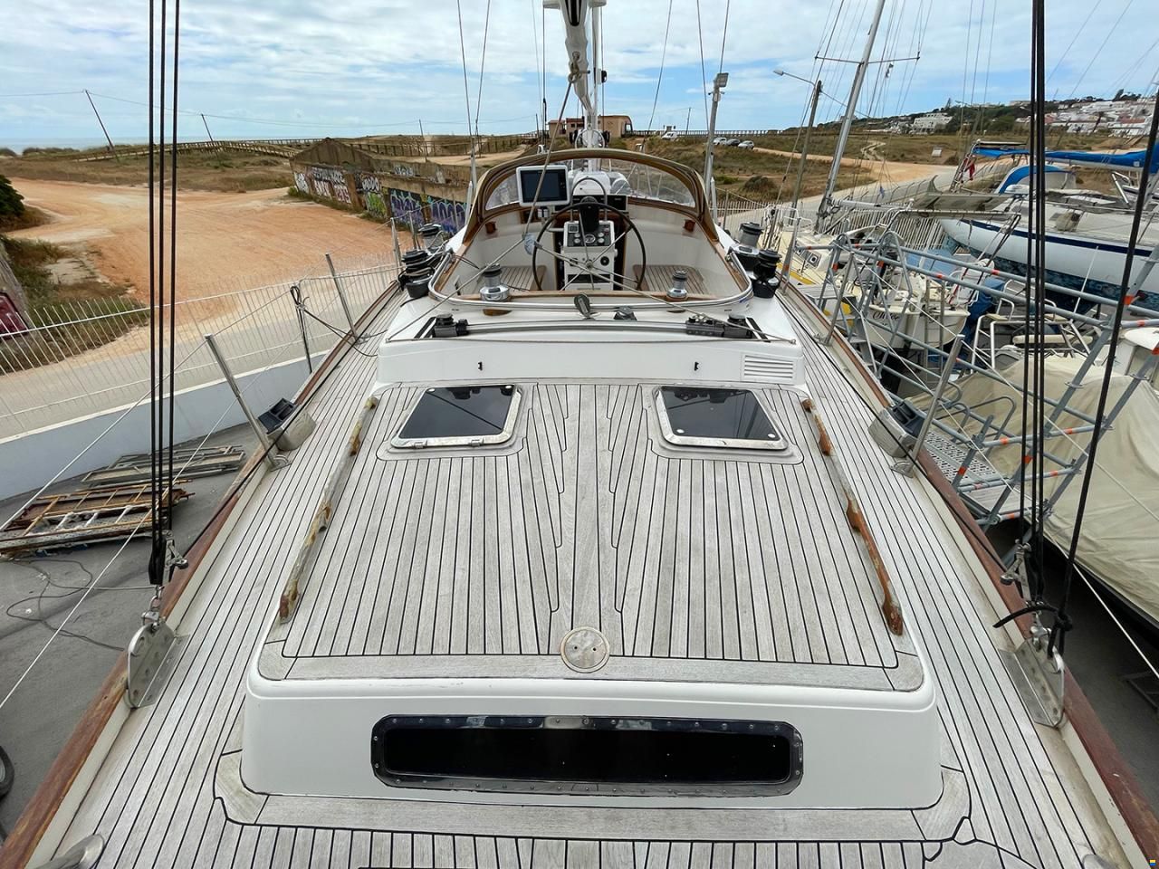 Camper & Nicholsons 58