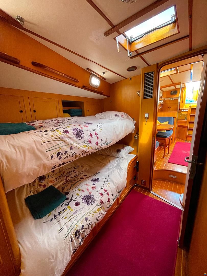 Camper & Nicholsons 58