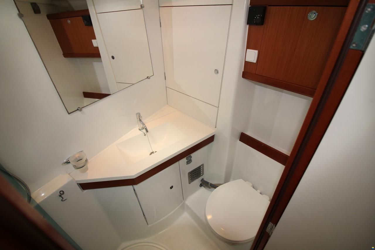 Beneteau Oceanis 46