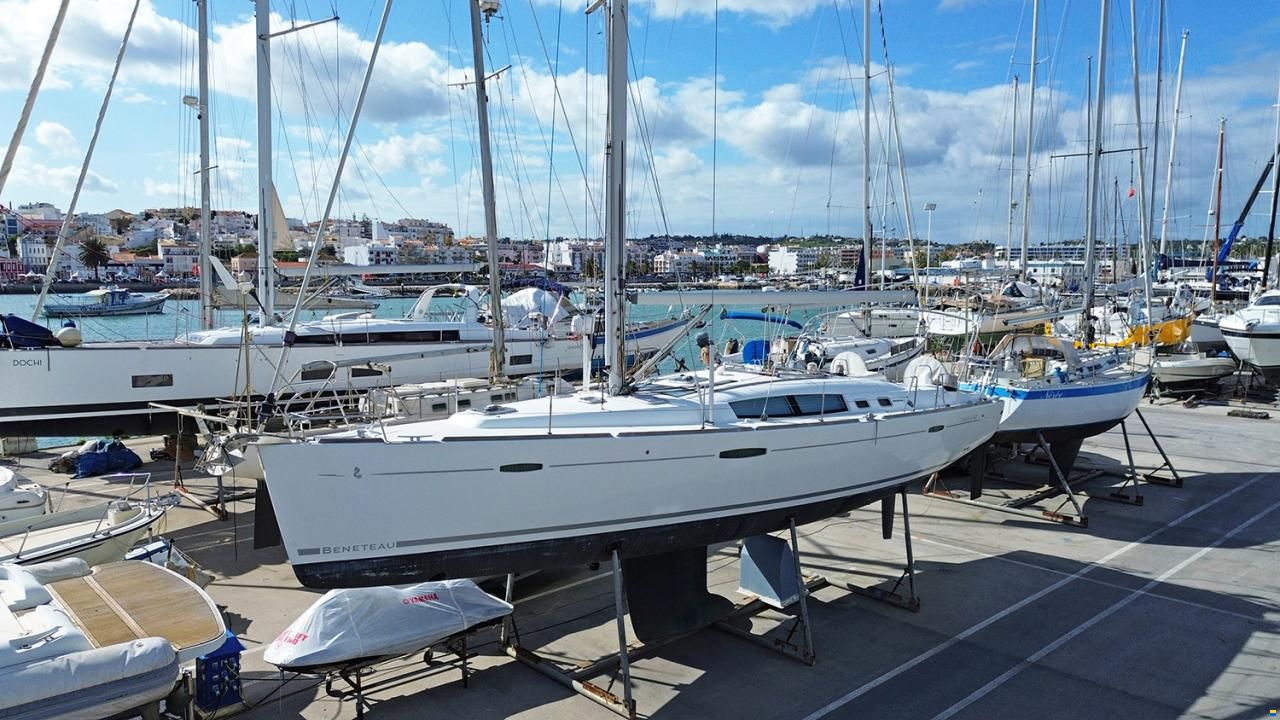 Beneteau Oceanis 46