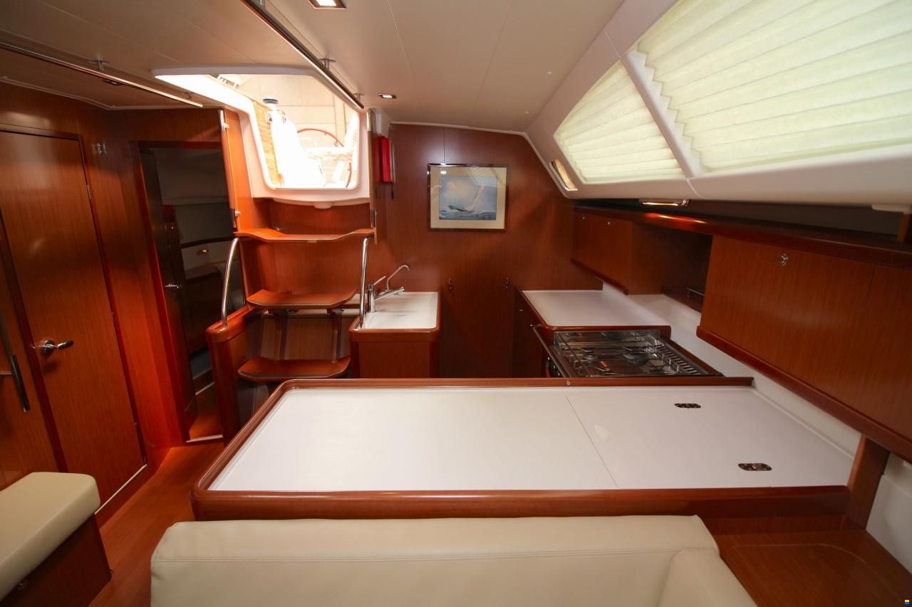 Beneteau Oceanis 46