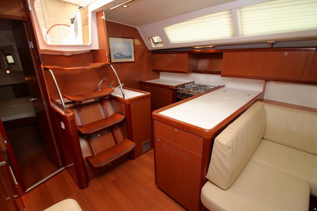 Beneteau Oceanis 46