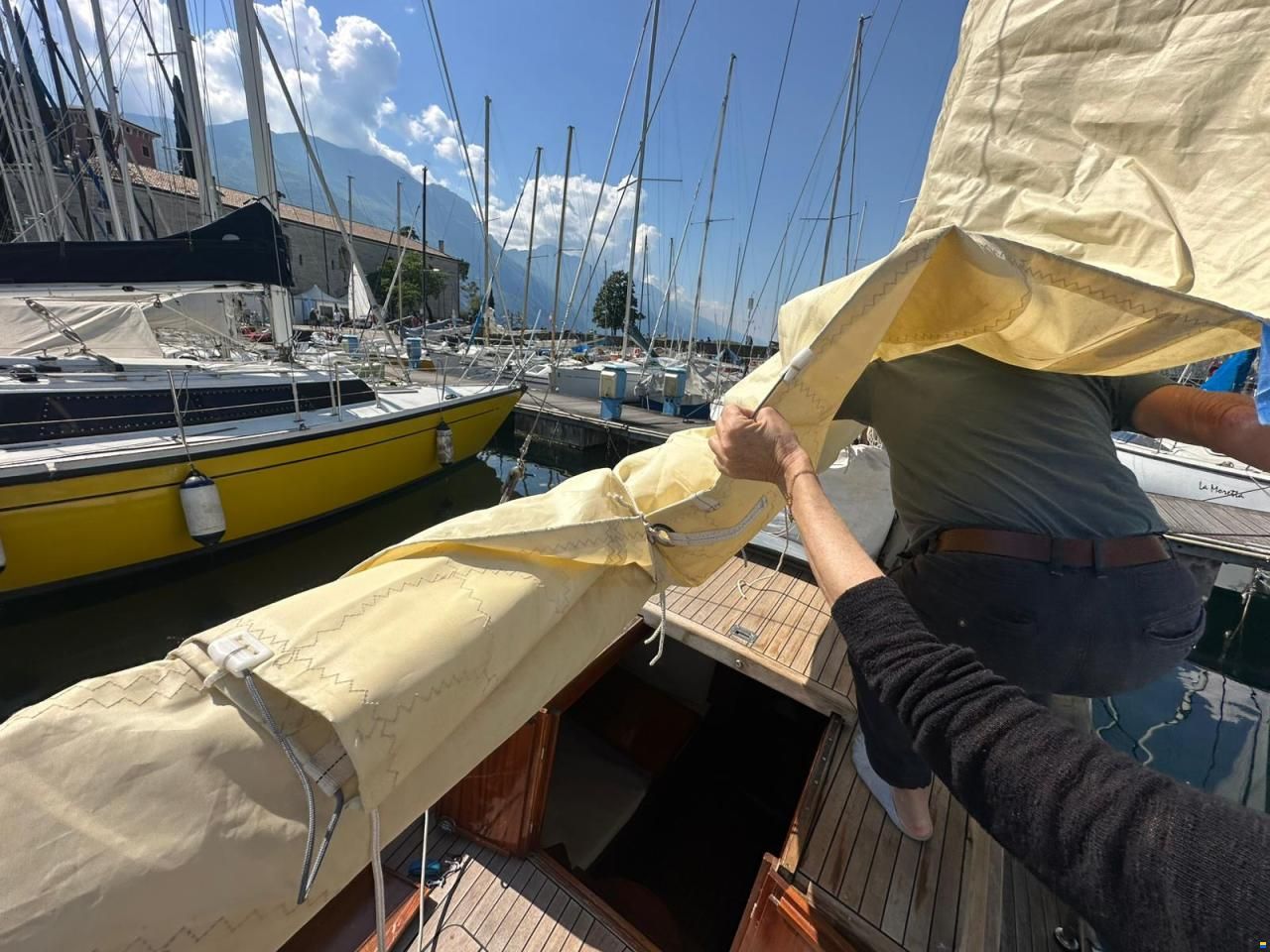 Cutter Chris Barca a Vela Cutter Chris