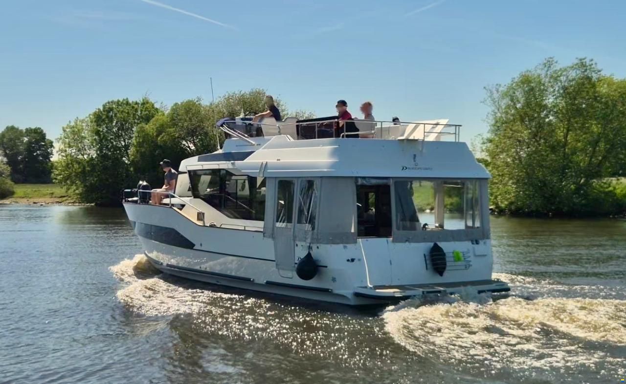 Delphia Bluescape 1200 Fly