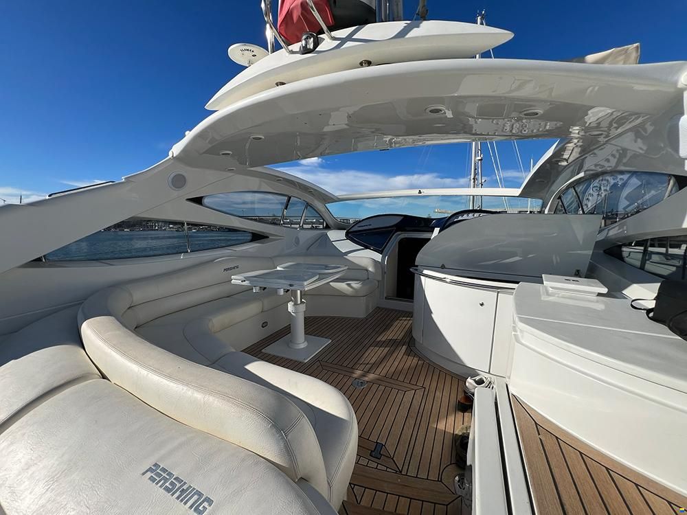 Pershing 52