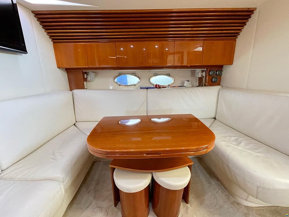 Pershing 52