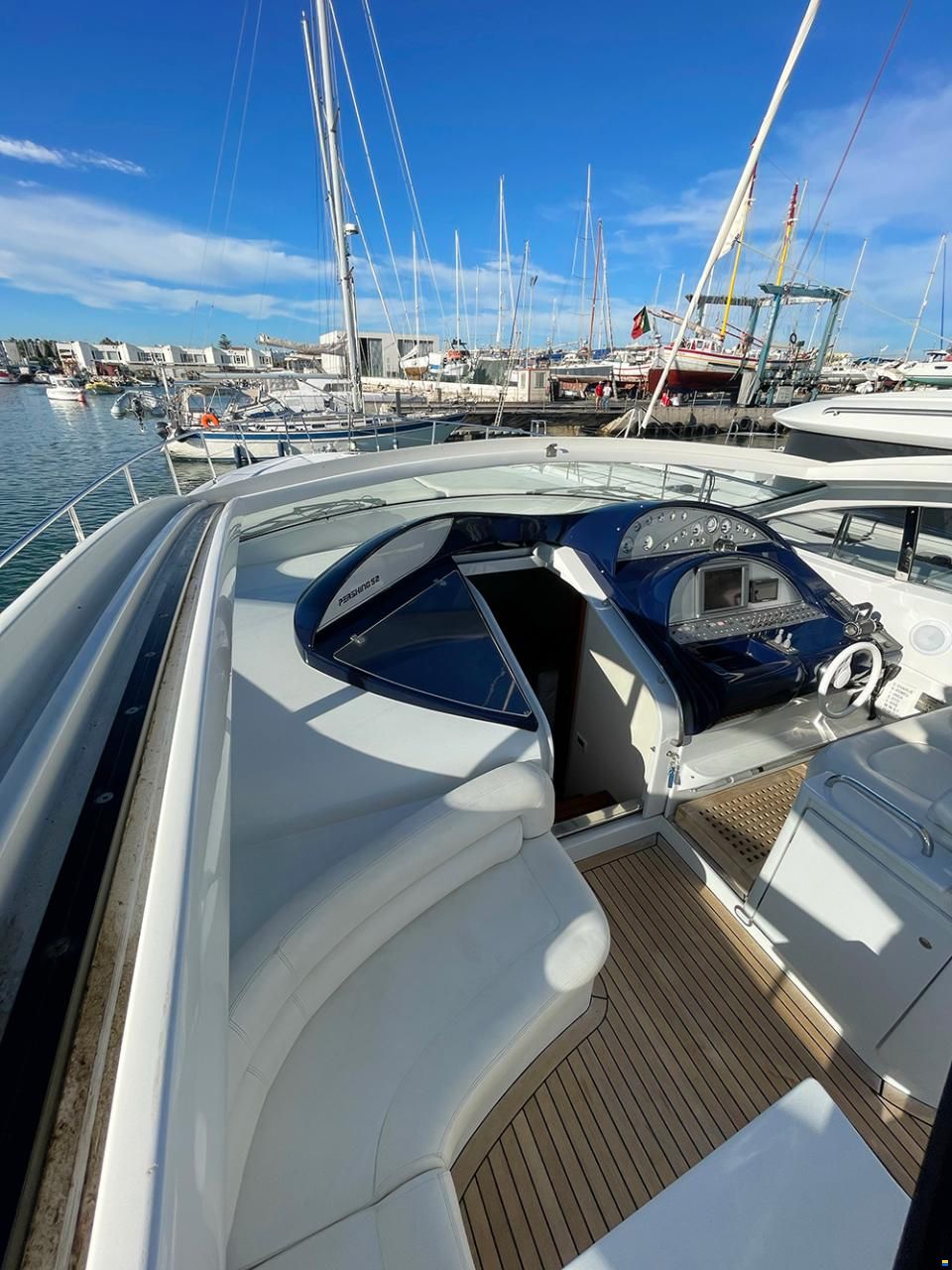 Pershing 52