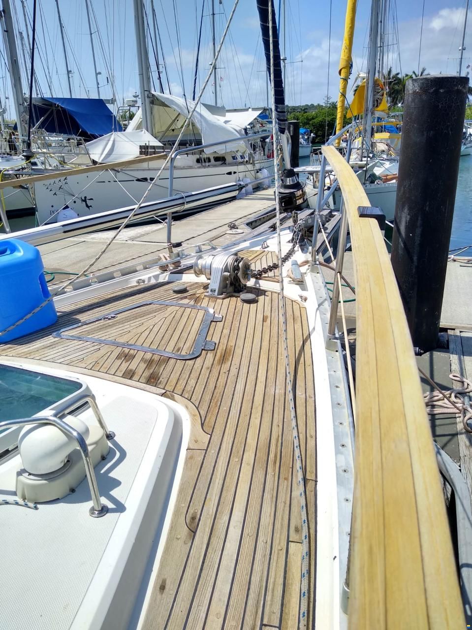 Nauticat 37