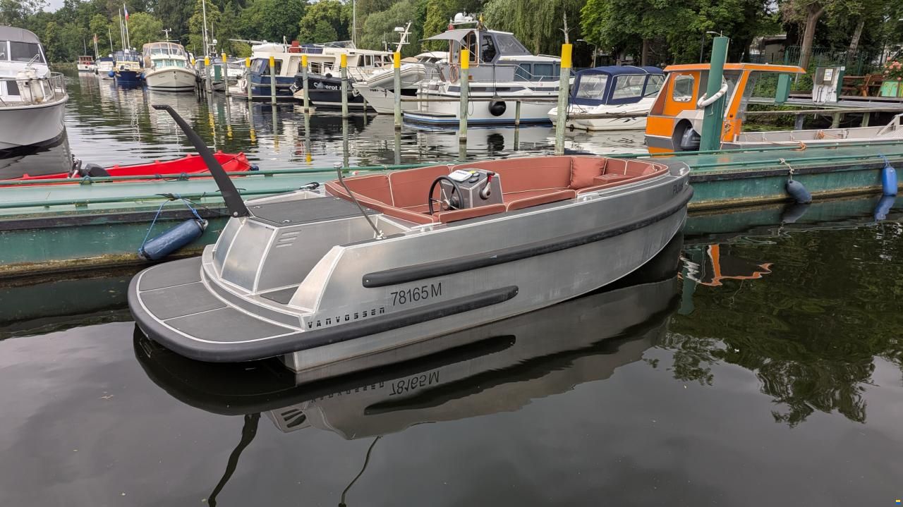 VanVossen 650 Sporttender