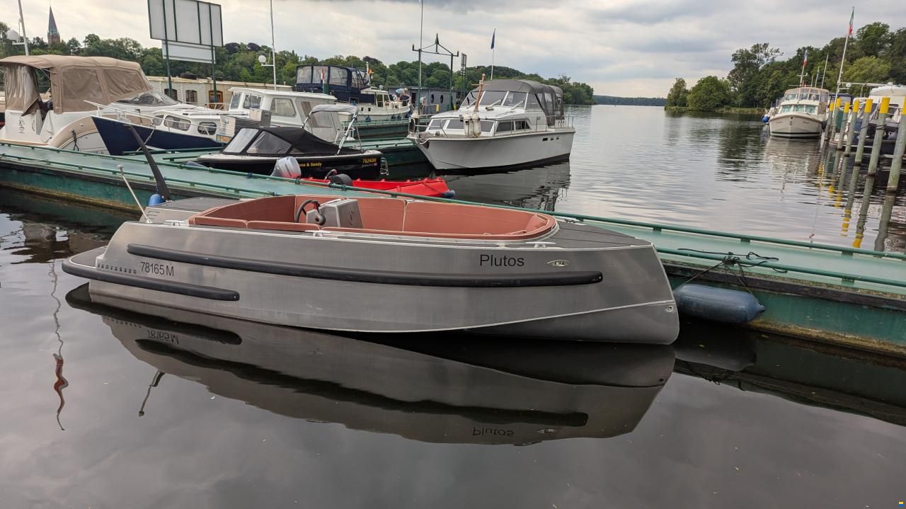 VanVossen 650 Sporttender