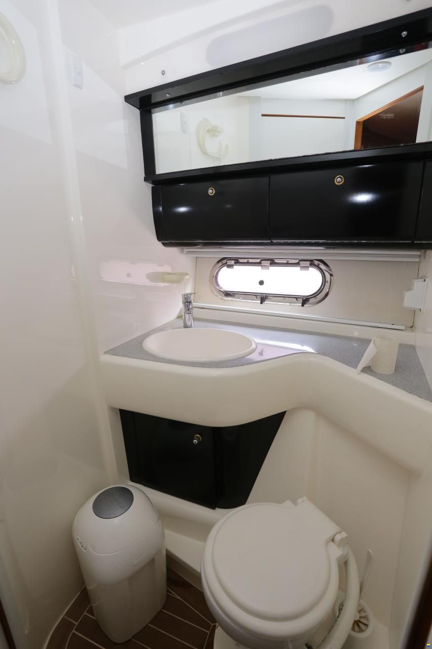 Sealine S43 Sports Cruiser