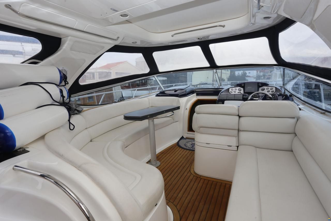 Sealine S43 Sports Cruiser