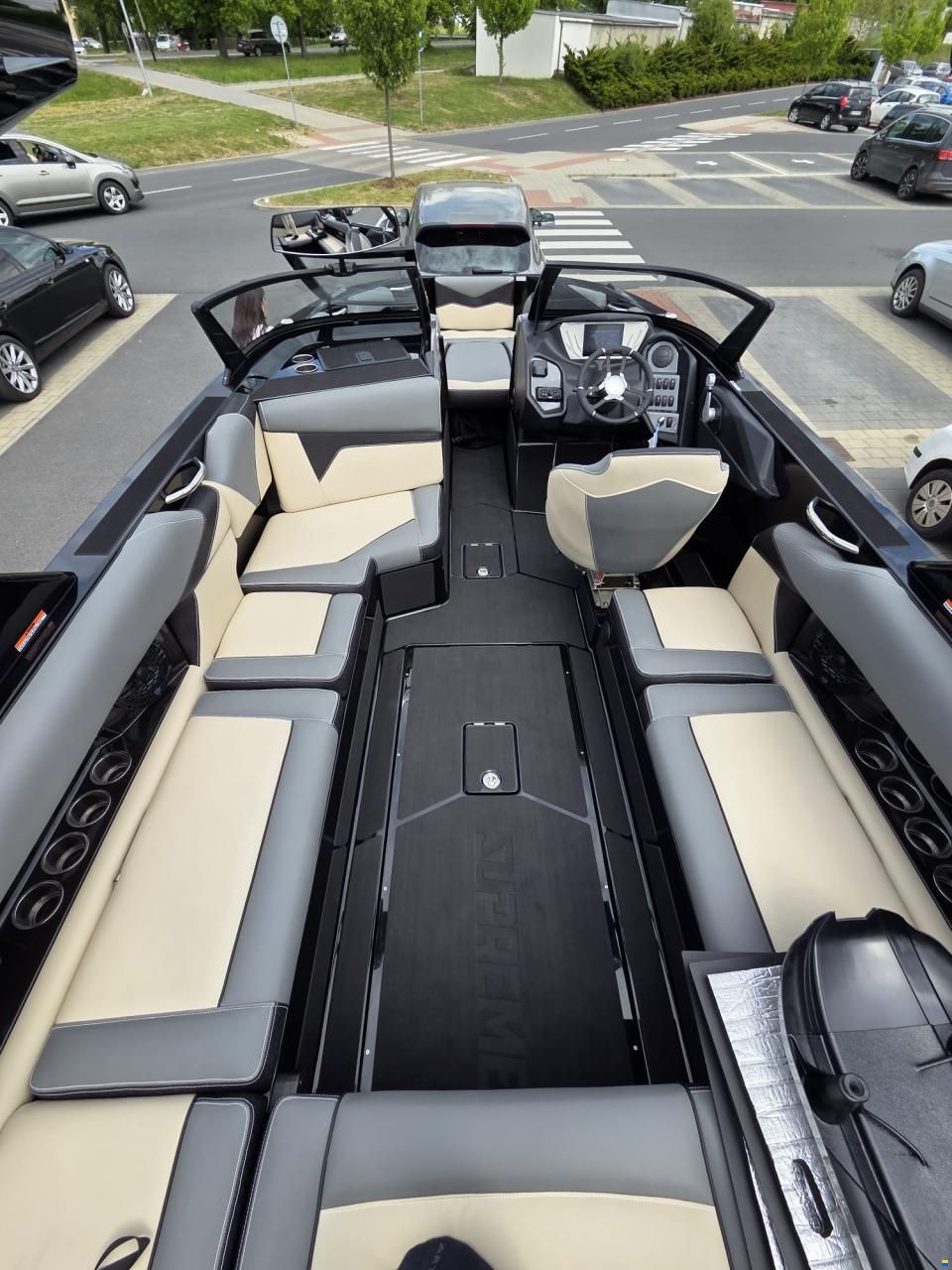 Supreme S240 MY2026