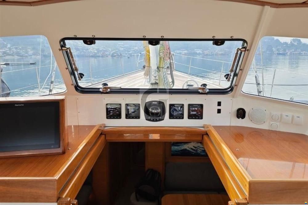 Hallberg-Rassy 57