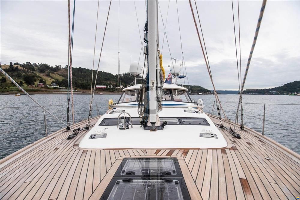 Hallberg-Rassy 57