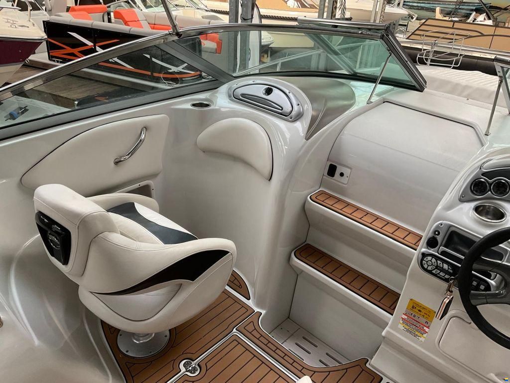 Crownline 275 CCR