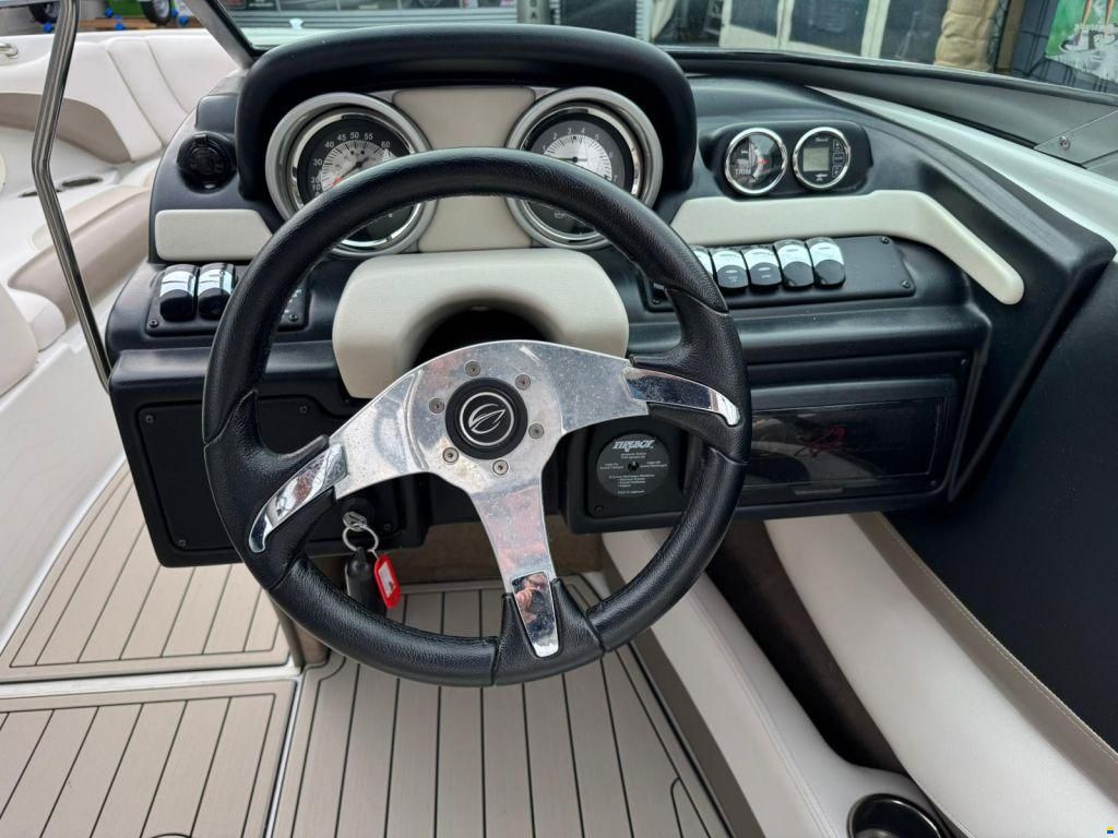 Crownline 215 SS