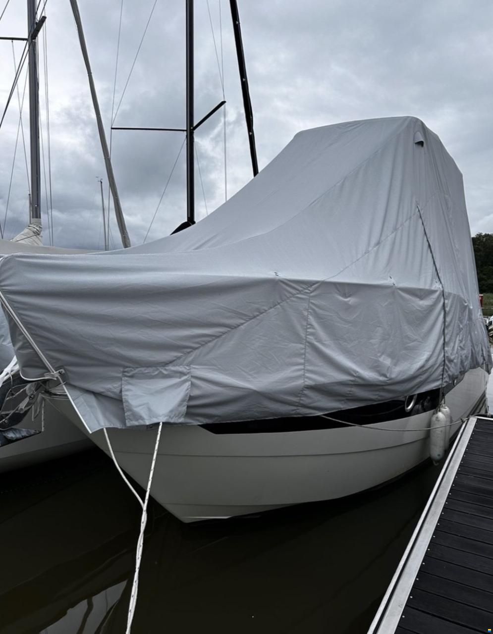 Galeon 300 Fly