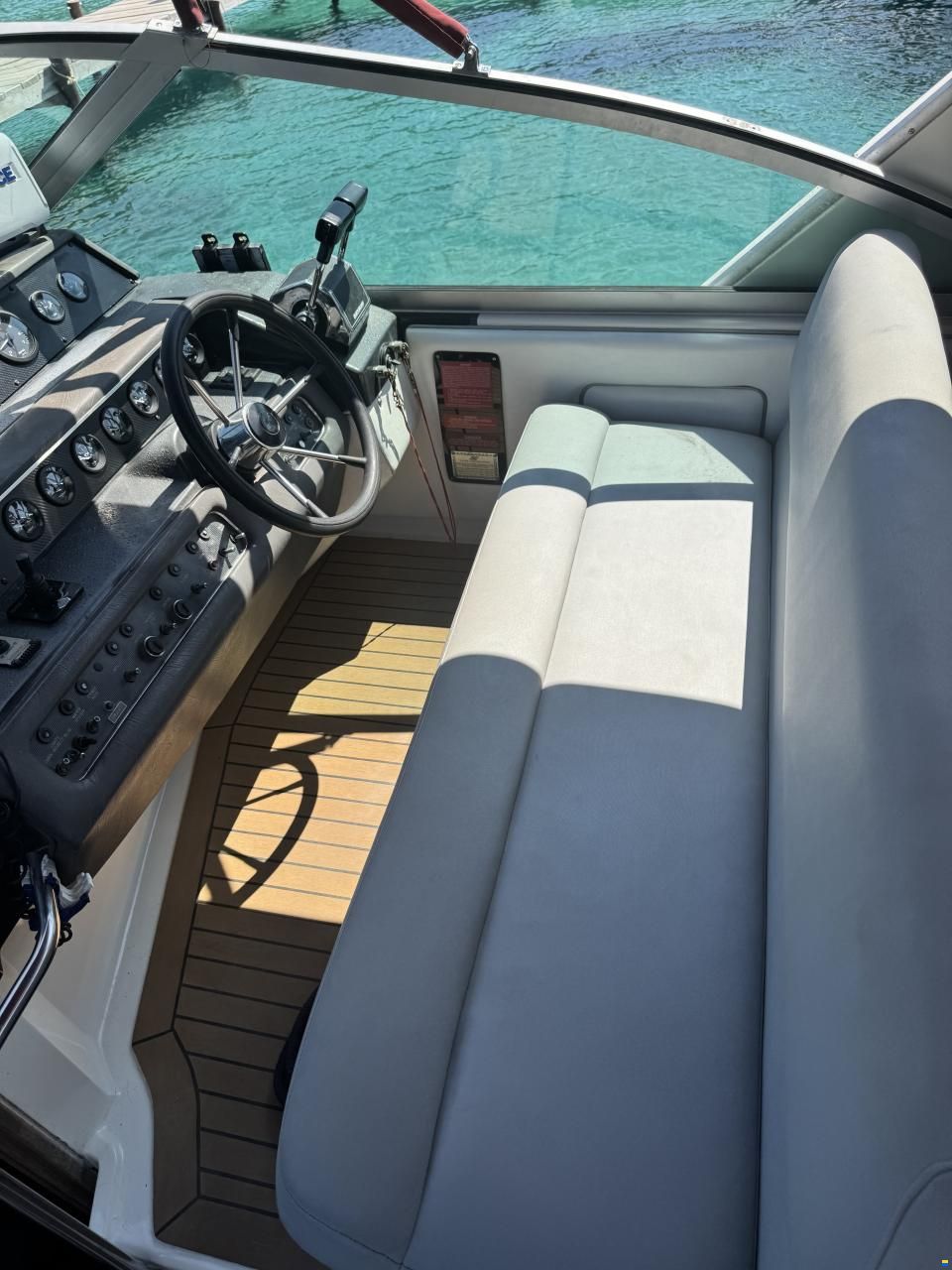Sea Ray Sundancer 270/290