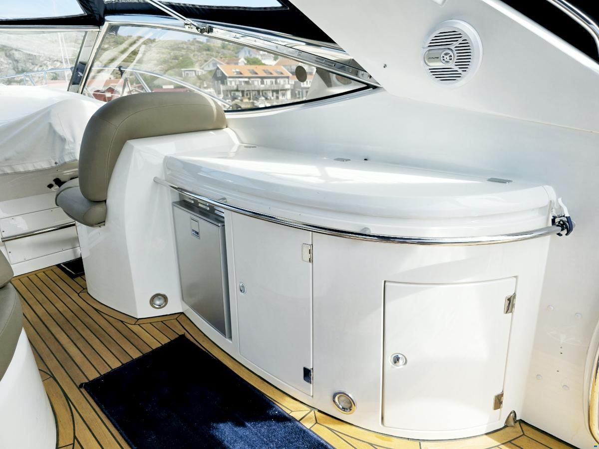 Sunseeker Portofino 46