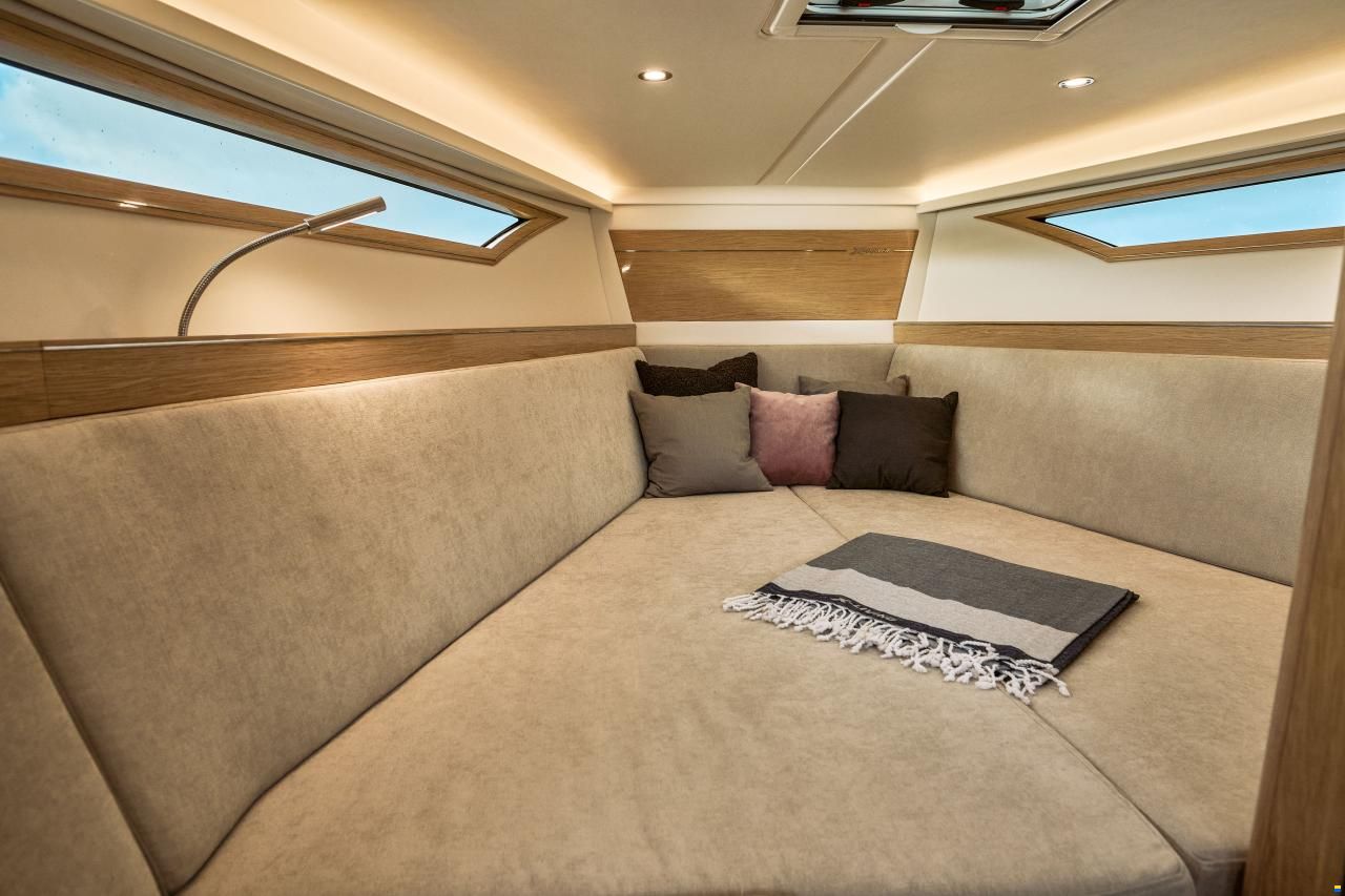 X-Yachts X-Power 33c