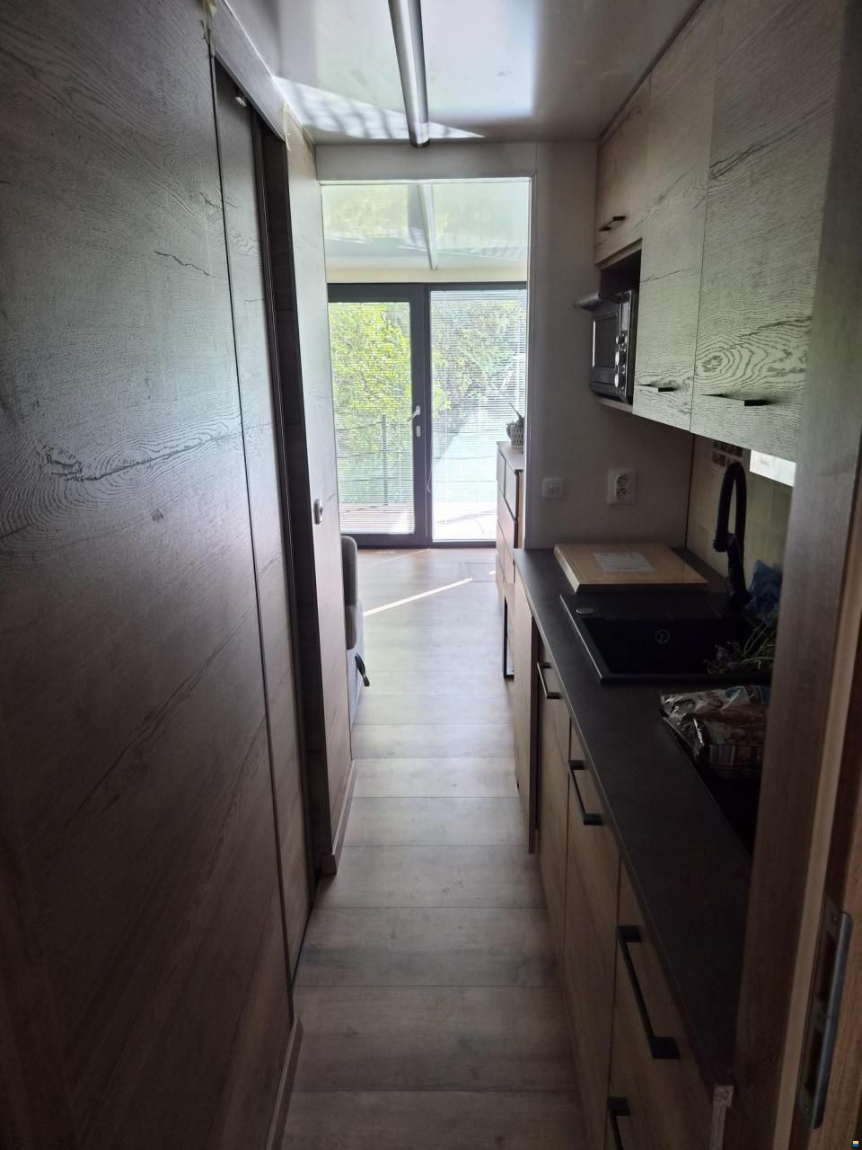 HOUSEBOAT SCHAB 12,1x3m