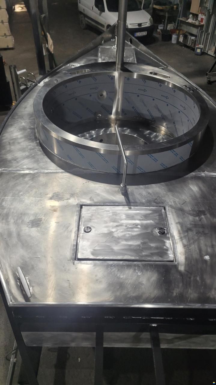 FLOATING JACUZZI