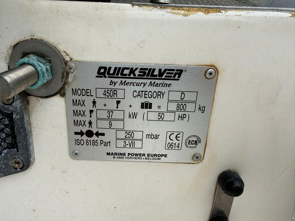 Quicksilver 450R