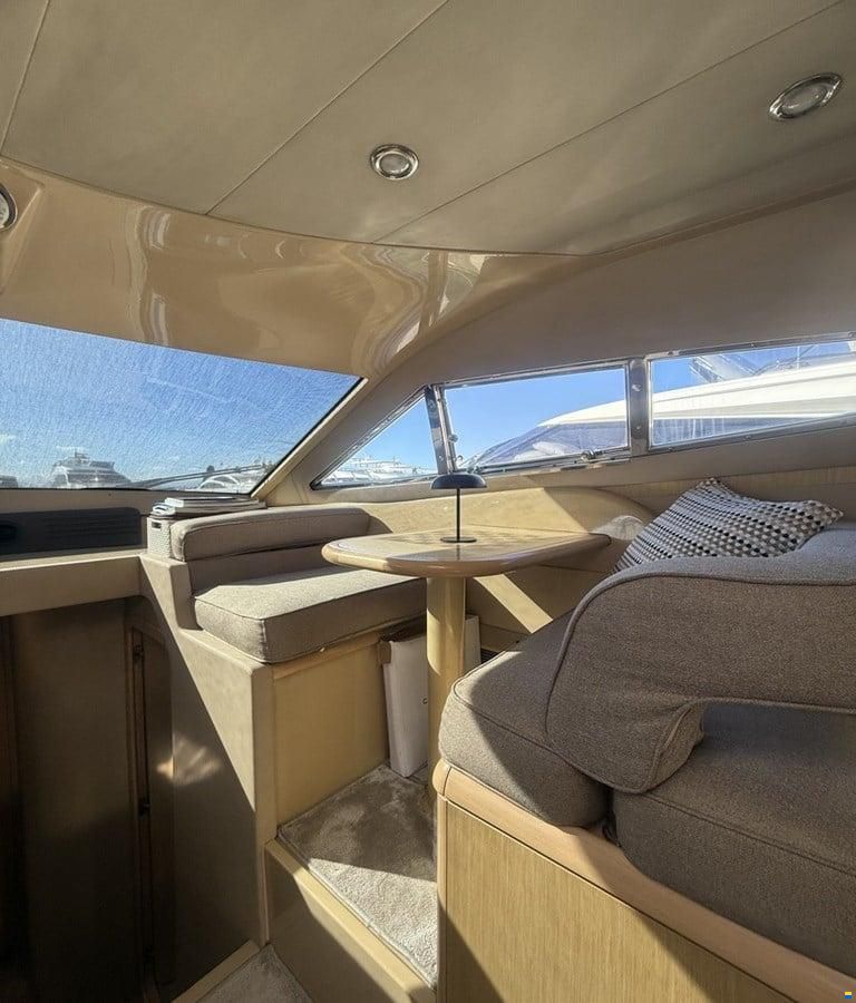 Ferretti 460 Fly