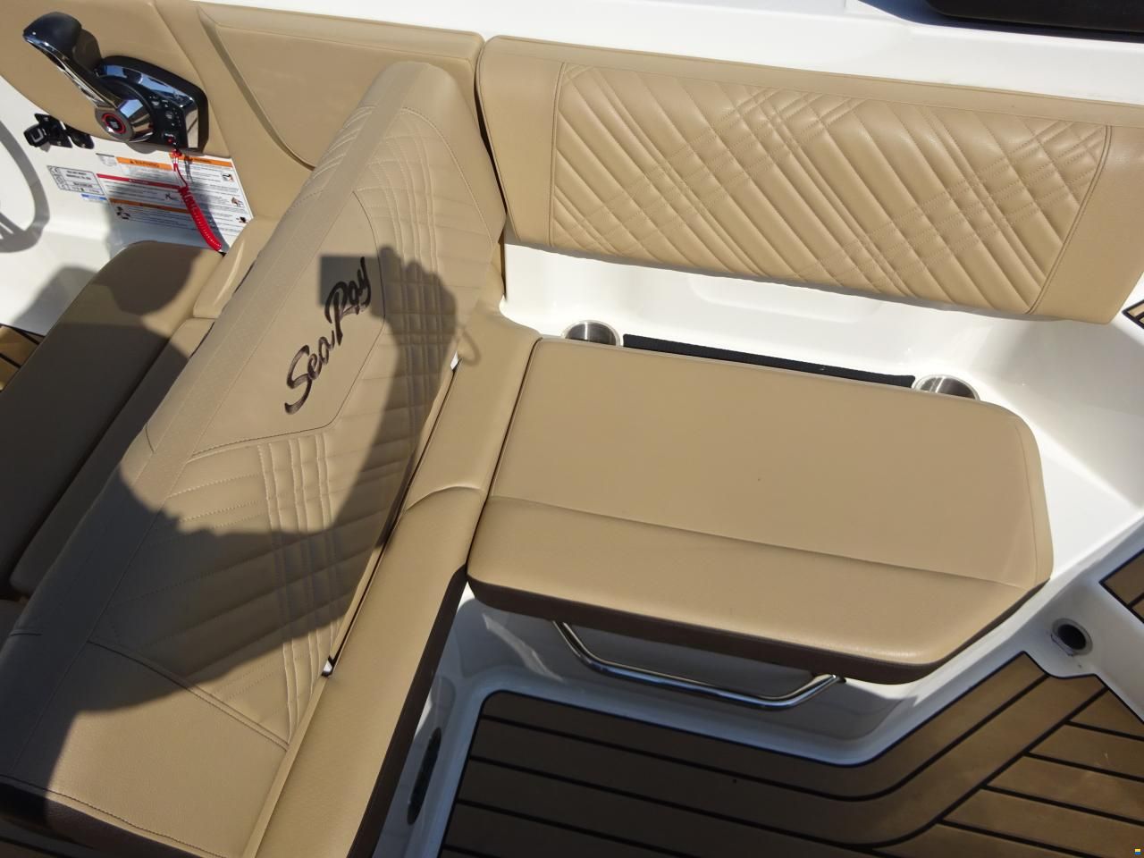 Sea Ray 250 SDXE