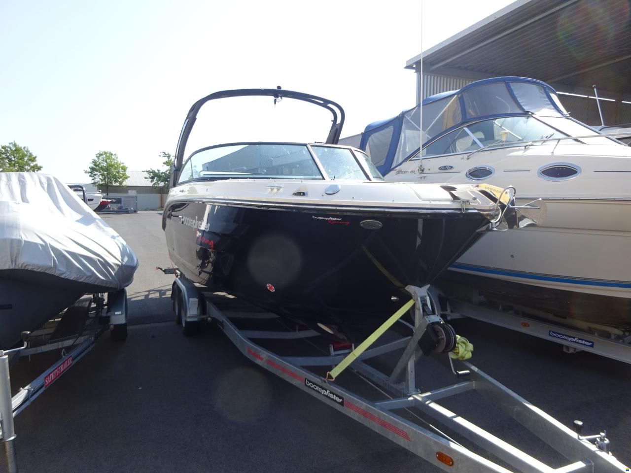 Sea Ray 250 SDXE