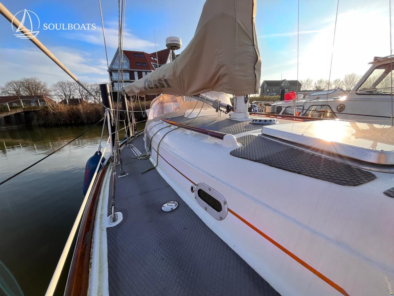 Alpha 32, Van de Stadt, ANGEBOT