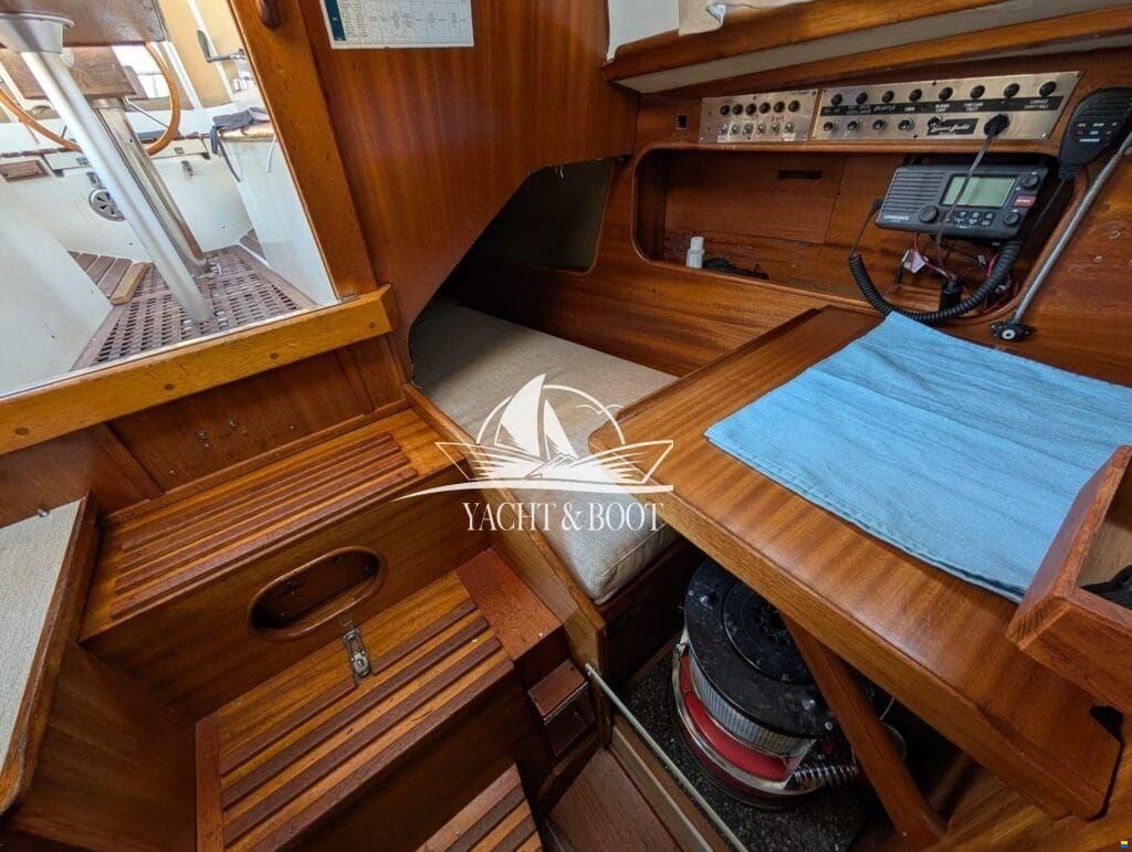 Bianca Commander 31