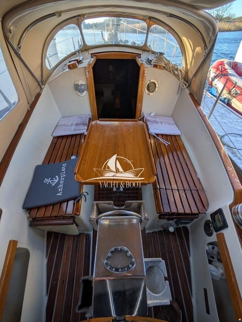 Bianca Commander 31