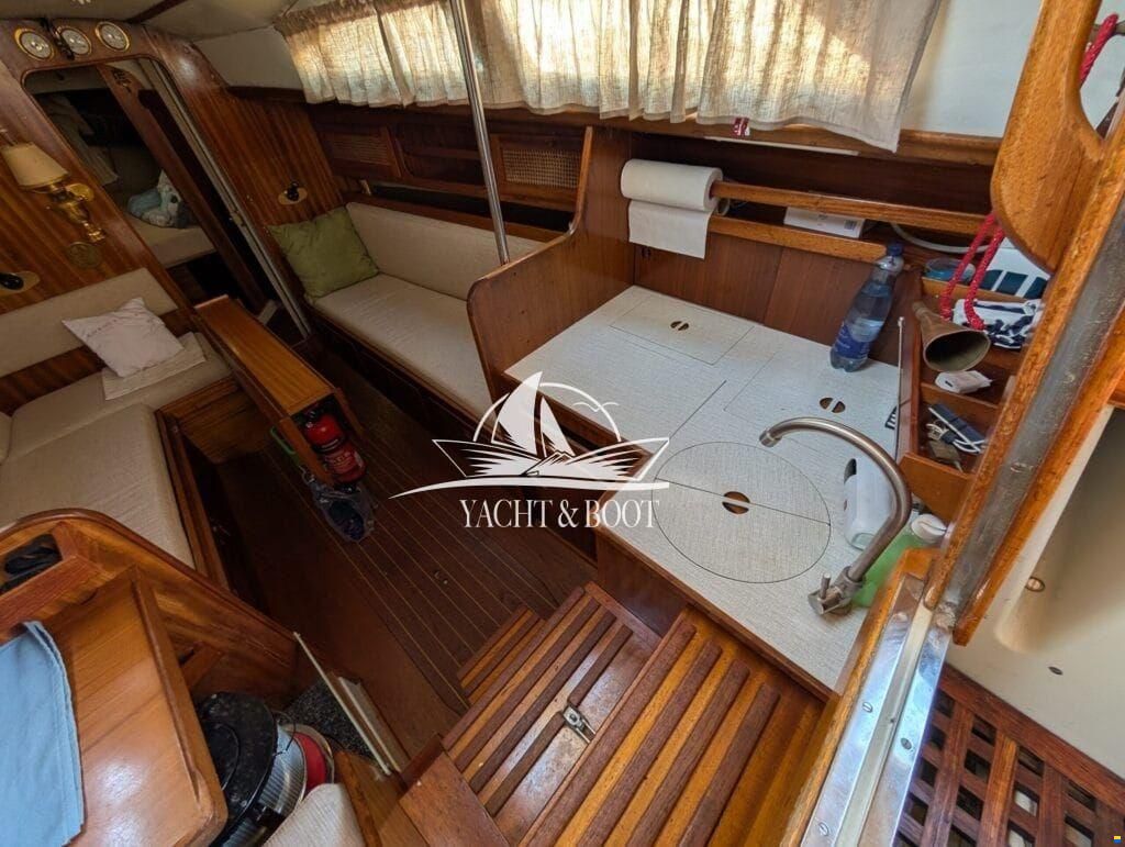 Bianca Commander 31