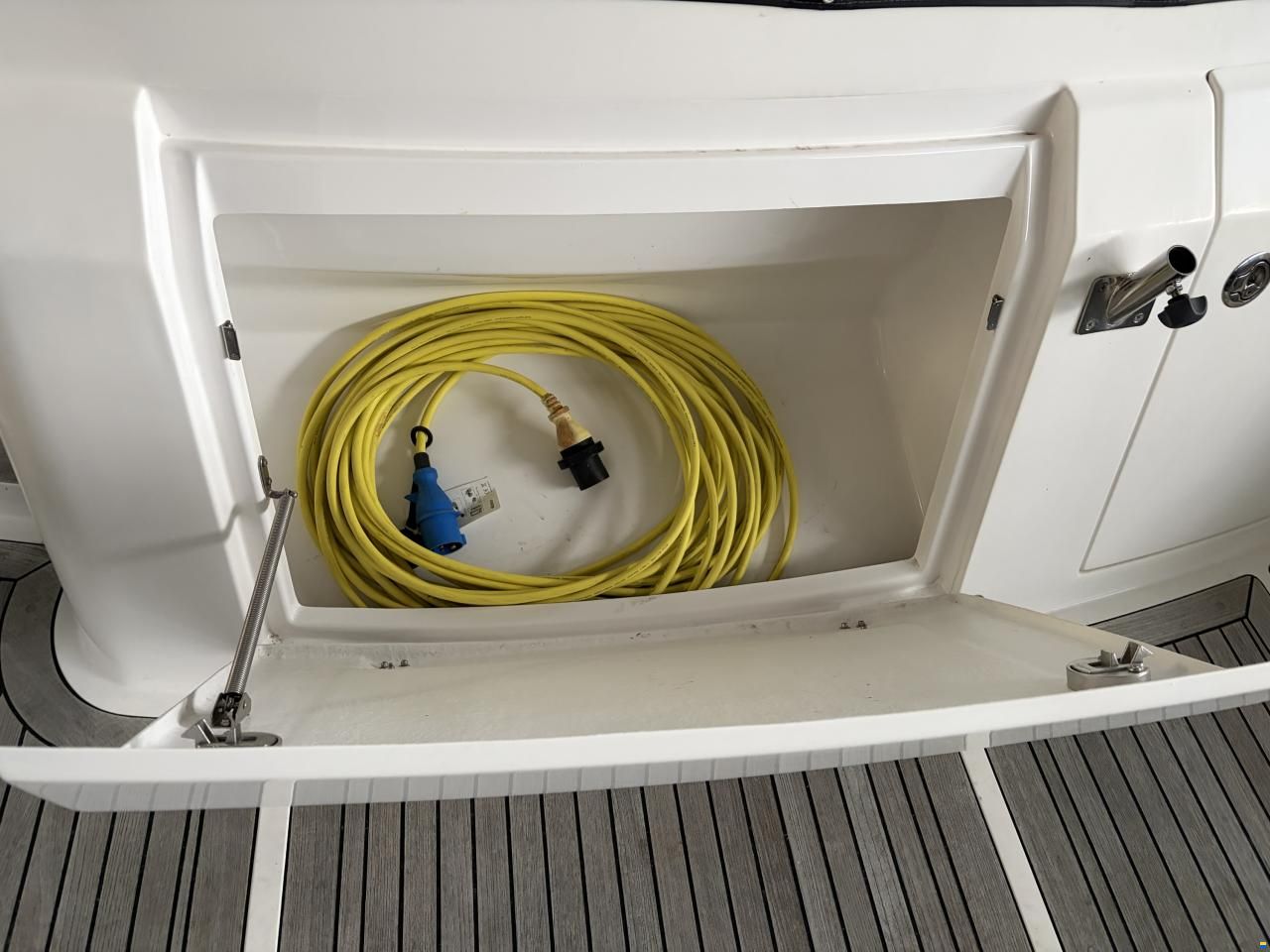 Aquador 28 HT