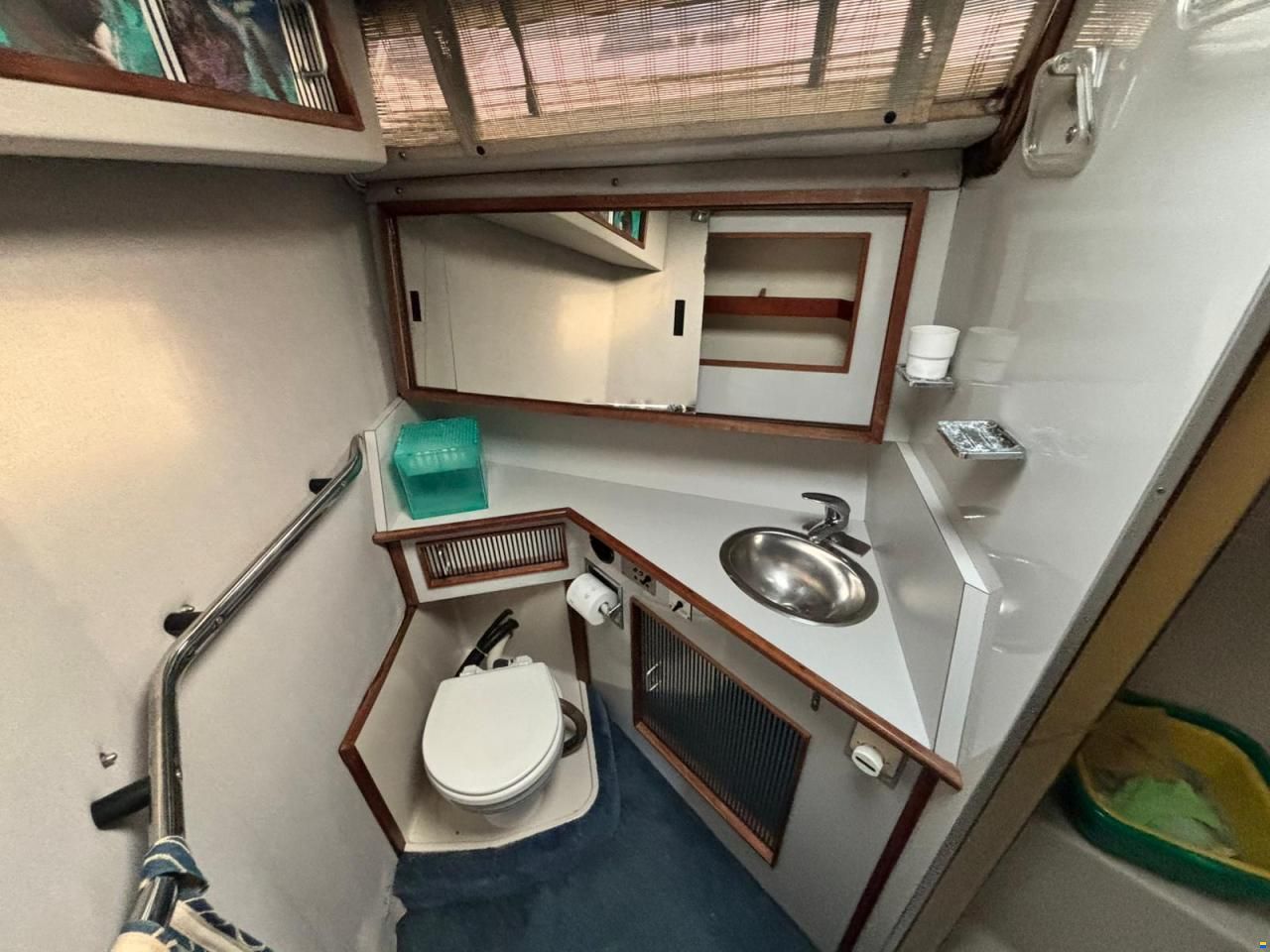Sea Ray 390 EC