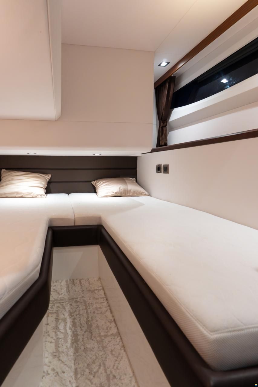 Galeon 420 Fly